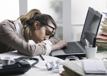 Fibromiyalji Belirtileri Nelerdir? Tedavisi Var Mıdır?