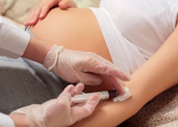 Hamileyken aşı olmak güvenli midir? Yaptırmam gereken aşılar nelerdir?