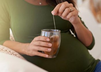 Hamilelikte Bitkisel Çaylar Zararlı Mıdır?