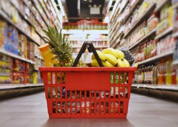 How Late is the Closest Grocery Store Open